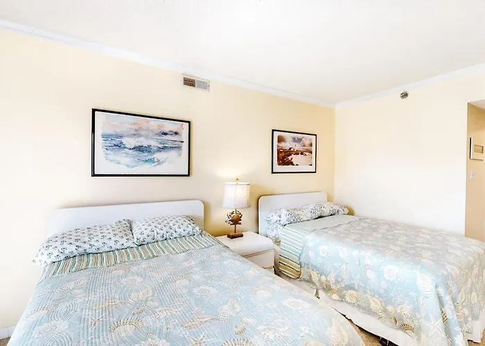 Royal Hawaiian 211